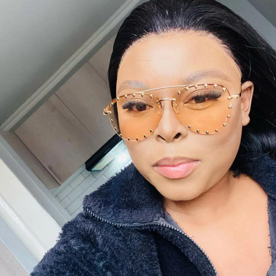 Ralintsin Thabiseng (Bimbi), Adult and feet 🐾 content, Mauritius, East Africa