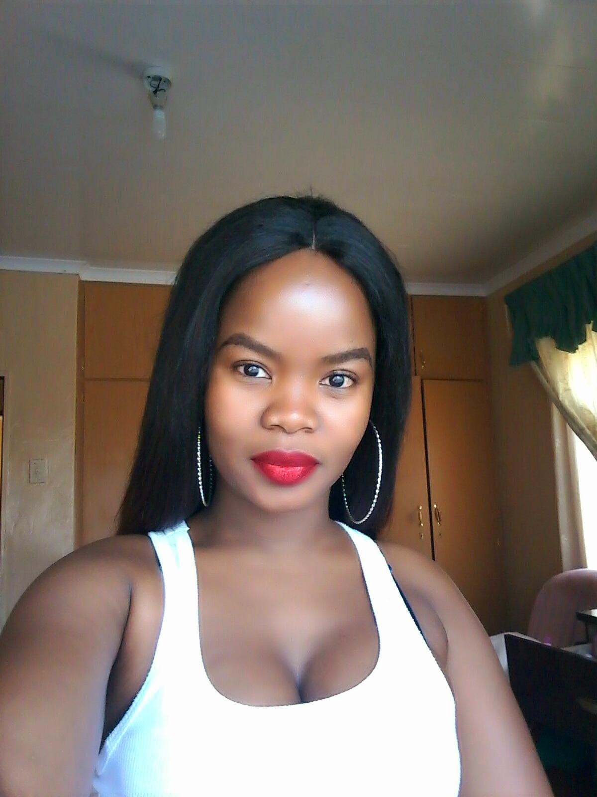 Portrait of Khanyesile Camagu, Digital Creator, Africa