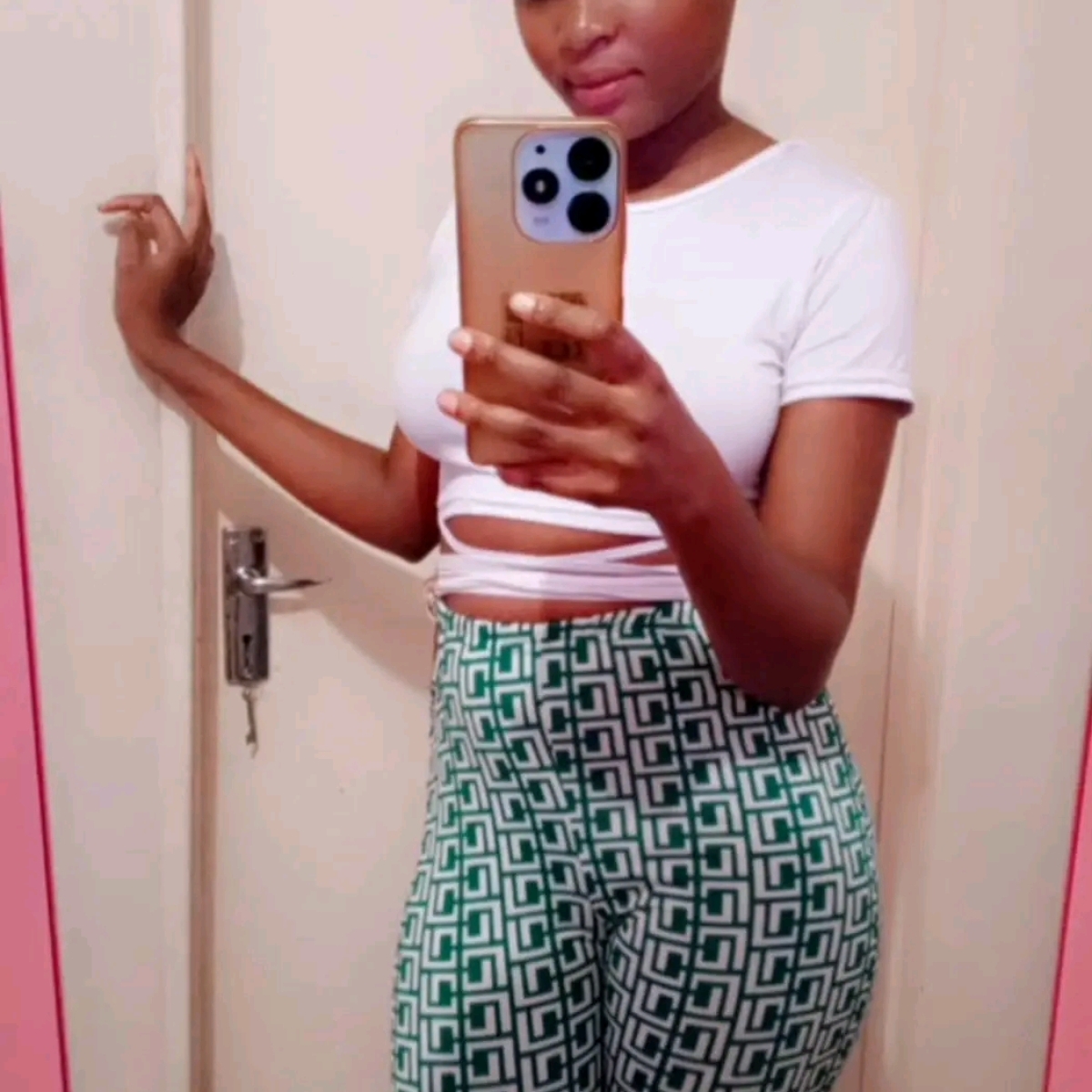 Tshepi Mobi