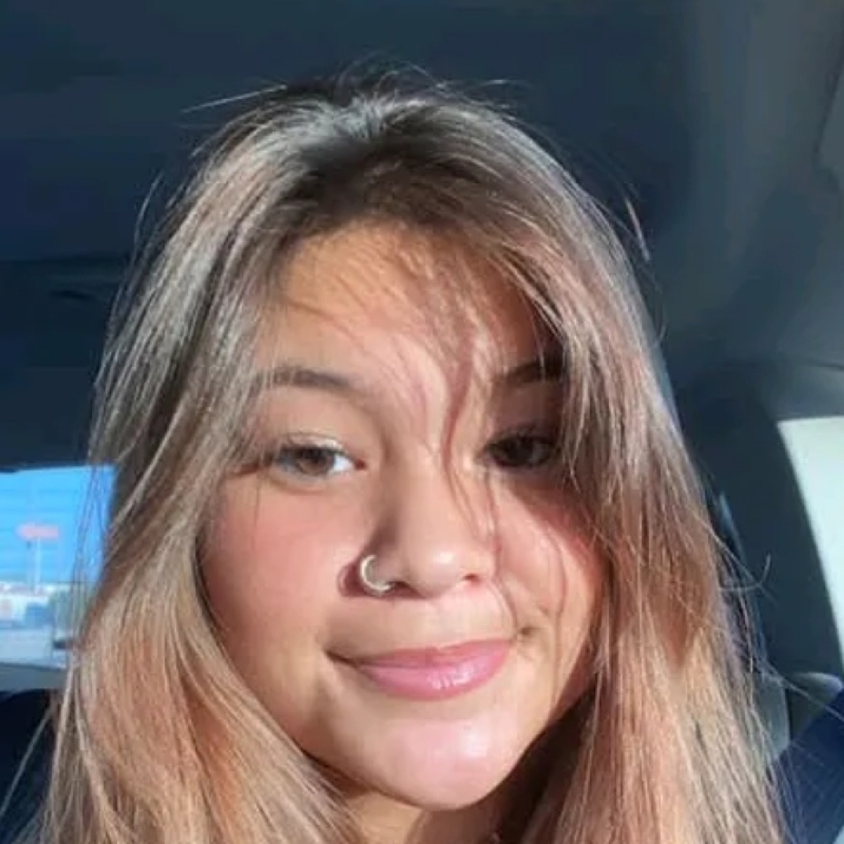 View and support Maciela Chester's work.