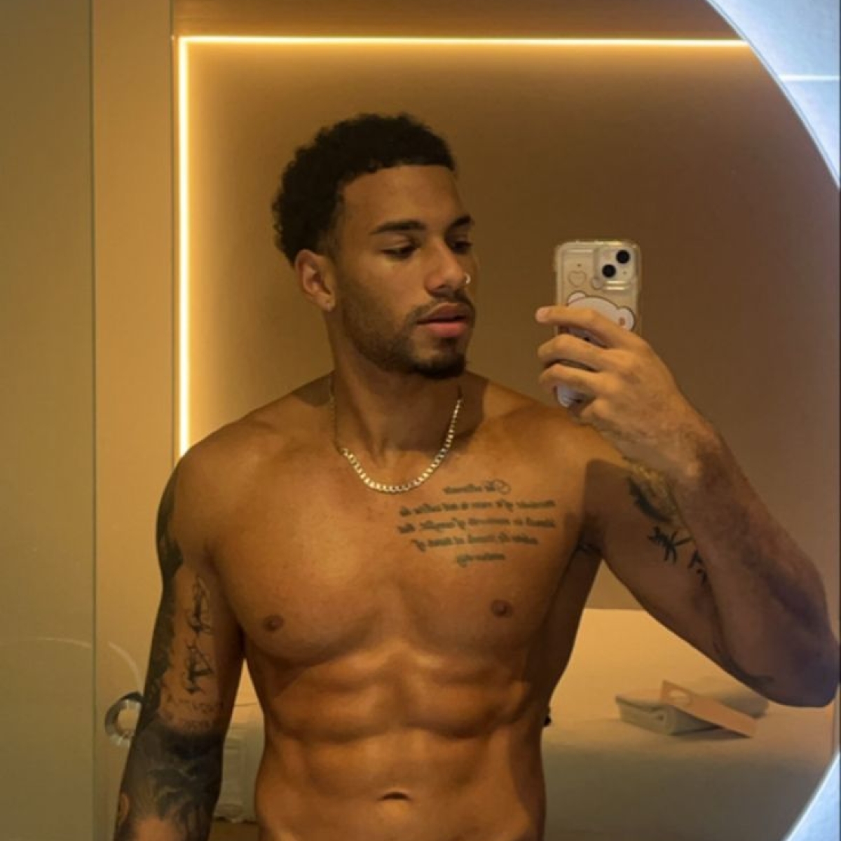 Manuel James