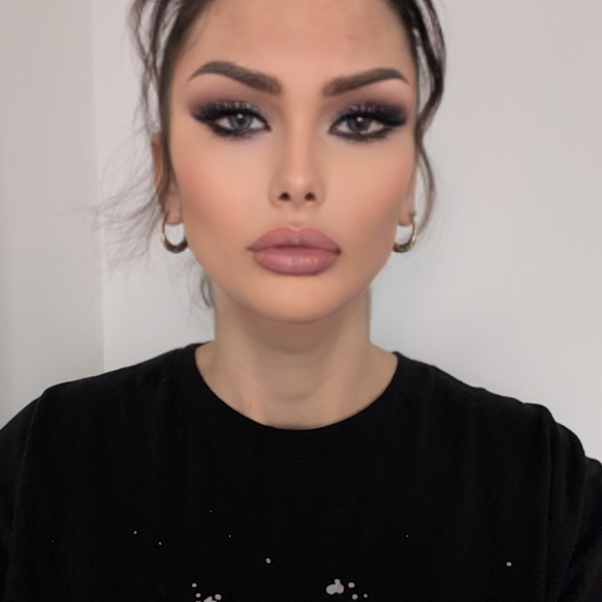 View and support Melanie's work.